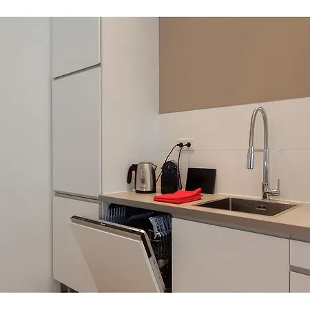 Apartman Nicely Furnished On The Ground Floor